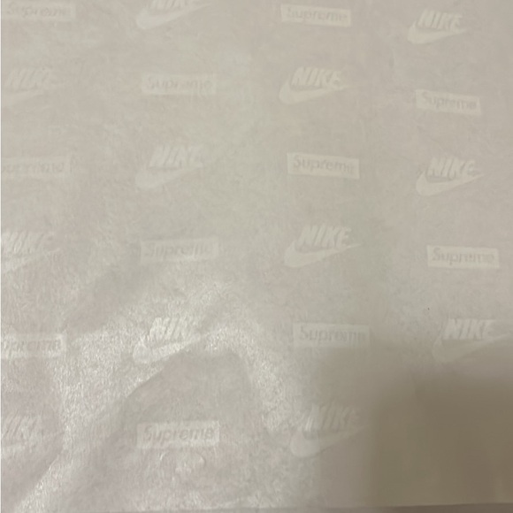 Nike supreme Air Force 1s - Picture 4 of 6